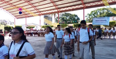 Escuela Secundaria Tecnica 18