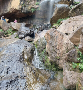 Cascada De Los Alisos