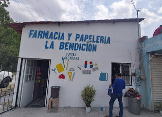 Farmacia y papeleria
