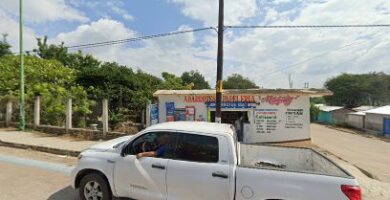 Abarrotes Y Papeleria "Magaly"